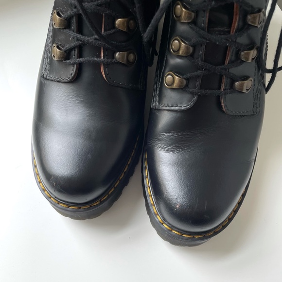 SOLD ✅ Dr Martens Leona platform boot - Picture 5 of 8